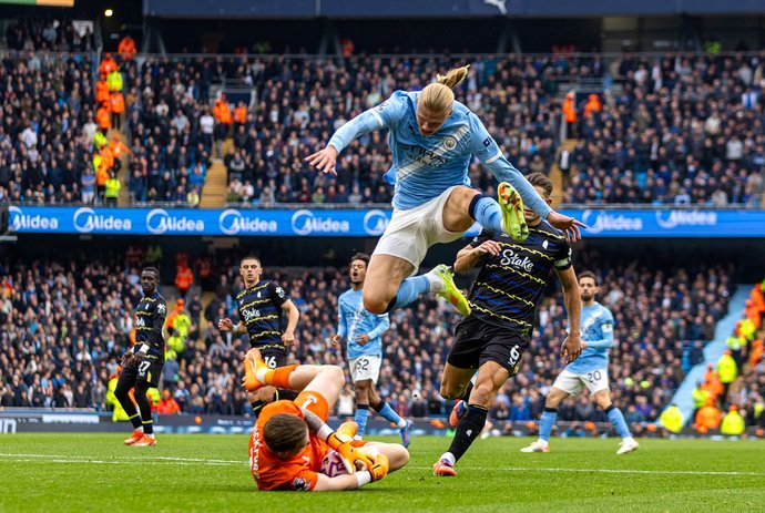 自16年瓜帅执教以来，曼城为进杯赛决赛次数最多英格兰球队