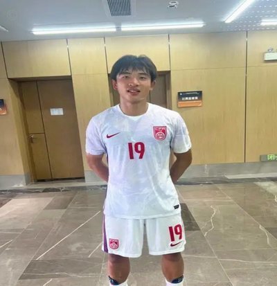 U17门将：慢下地速度成隐患