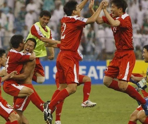 2010南非世界杯：韩国队2-0终结16年首战魔咒战胜希腊