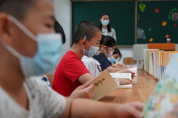 中国应该学美国，搞体育靠民间自负盈亏，国家不要参与，让体育真正的职业化