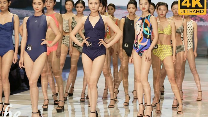 维密超模阿德瑞娜·利玛晒比基尼照，尽显巴西女神魅力