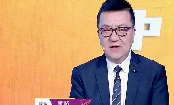 董路直播透露英国方面接触老二