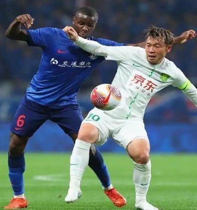 京沪大战再临：澳波教头与归化双星对决